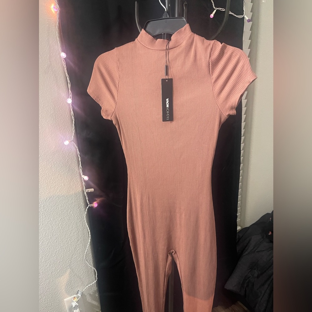 Fashion Nova sculpted Jumpsuit